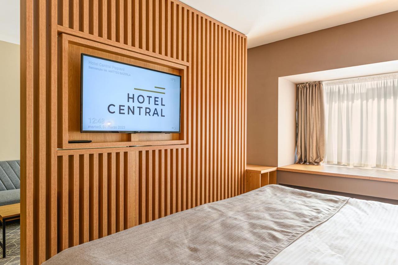 Hotel Central Pascani Eksteriør bilde