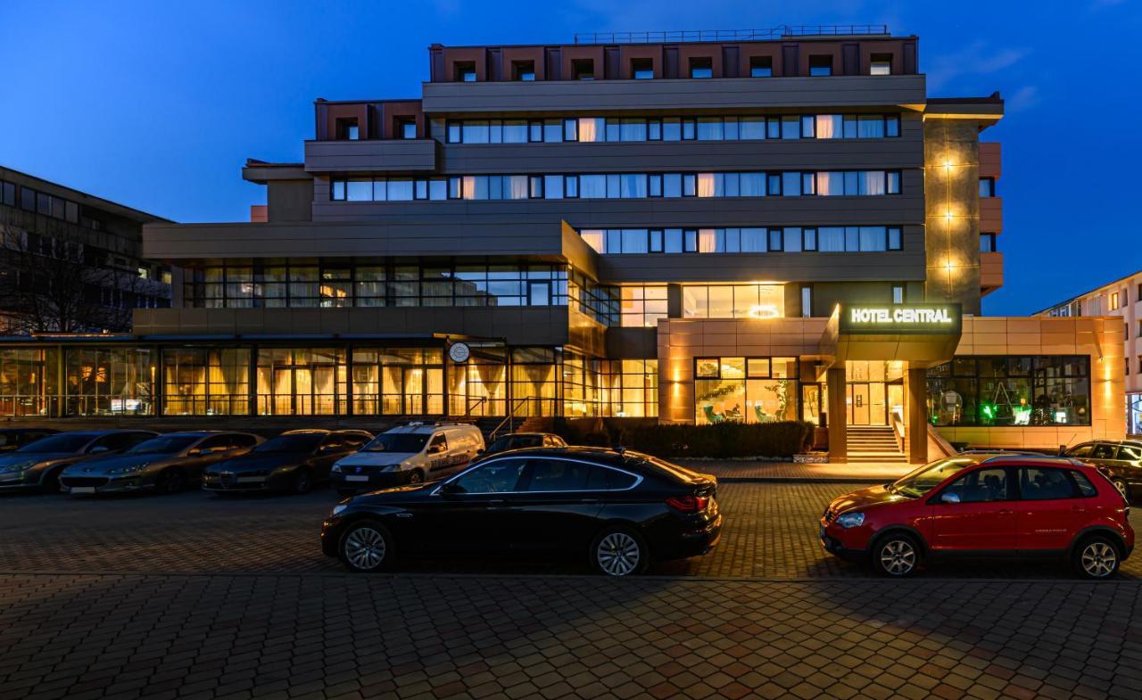Hotel Central Pascani Eksteriør bilde